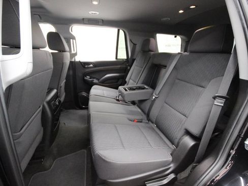 Used 2018 GMC Yukon SLE w/ SLE Value Package image 20