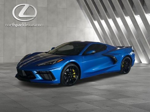 Used 2024 Chevrolet Corvette Stingray Preferred Cpe w/ Z51 Performance Package RWD image 3