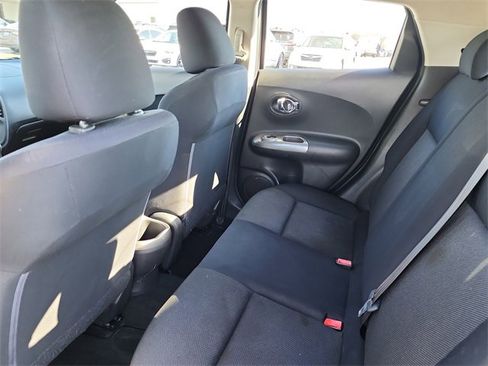 Used 2012 Nissan Juke S image 15