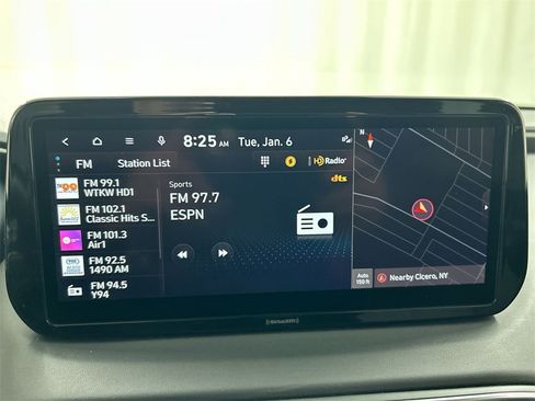 Used 2023 Hyundai Santa Fe SEL image 14