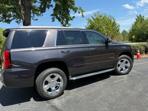 Used 2017 Chevrolet Tahoe Premier AWD/4WD image 7