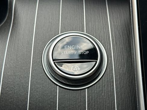 Used 2023 Mercedes-Benz C 300 Sedan image 20