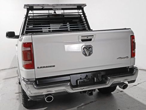 Used 2022 RAM 1500 Laramie AWD/4WD image 5