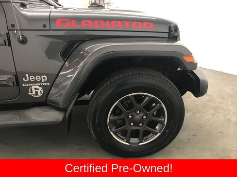 Certified 2020 Jeep Gladiator Overland image 46