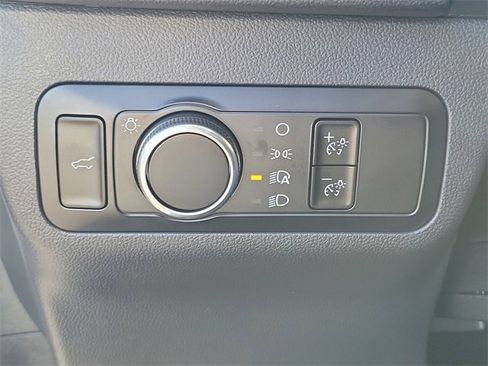 Used 2025 Ford Escape Active image 13