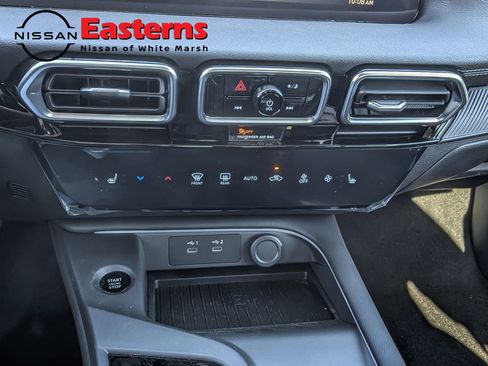 New 2026 Nissan Sentra SV w/ SV Convenience Package FWD image 20