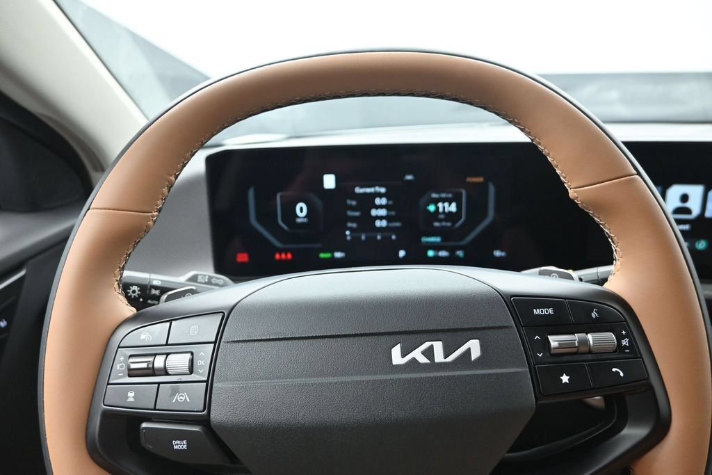 New 2026 Kia EV6 Wind RWD image 14
