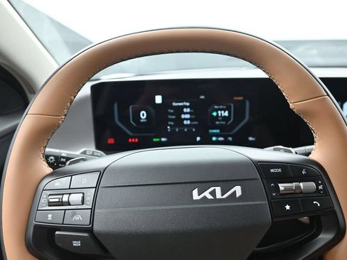 New 2026 Kia EV6 Wind RWD image 14