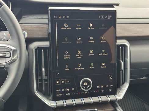 Certified 2026 GMC Acadia Denali w/ Super Cruise Package image 11