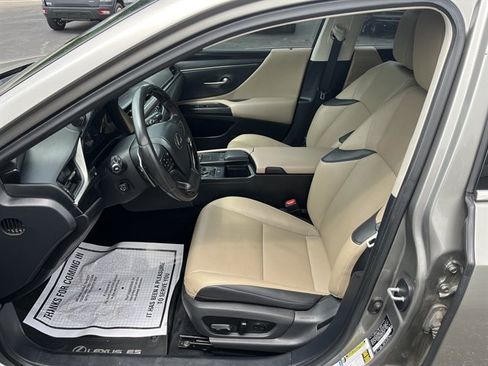 Used 2021 Lexus ES 250 w/ Premium Package AWD/4WD image 18