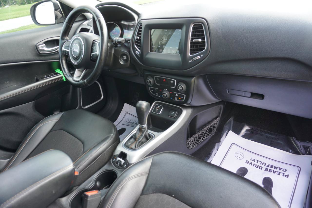 Used 2020 Jeep Compass Latitude FWD image 22