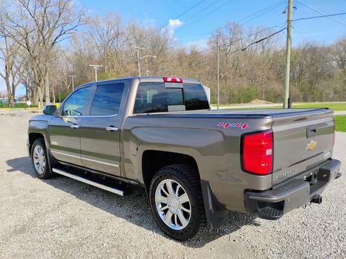 Used 2015 Chevrolet Silverado 1500 High Country w/ High Country Premium Package AWD/4WD image 4