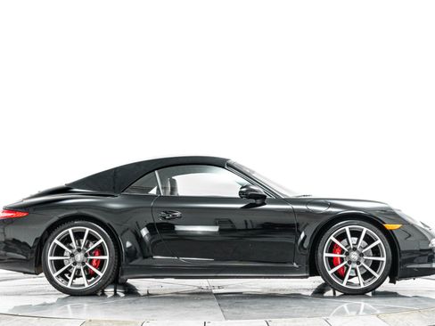 Used 2014 Porsche 911 Carrera S RWD image 18