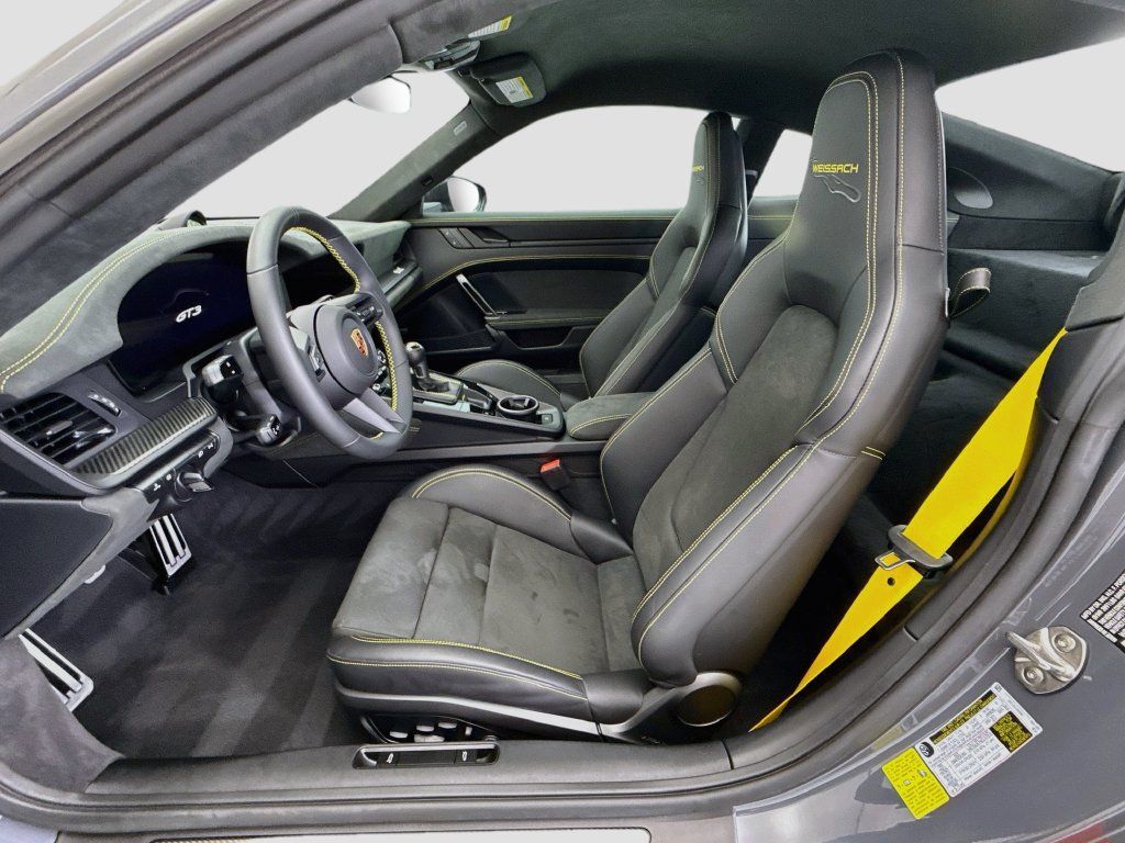 Certified 2026 Porsche 911 GT3 RWD image 5