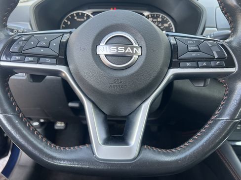 Used 2024 Nissan Altima 2.5 SR FWD image 9