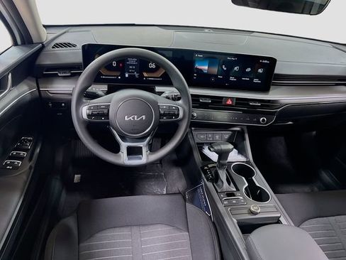 New 2026 Kia K5 LXS image 20