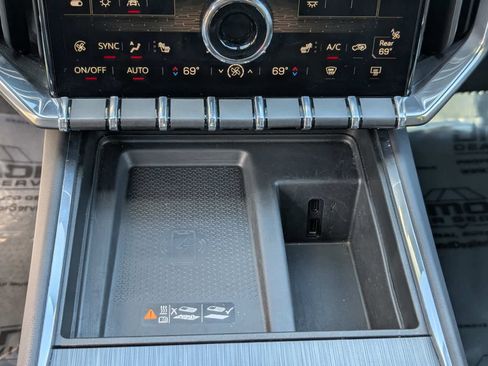 Certified 2024 GMC Acadia Elevation image 26