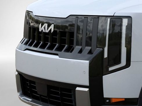 New 2027 Kia Telluride S image 12