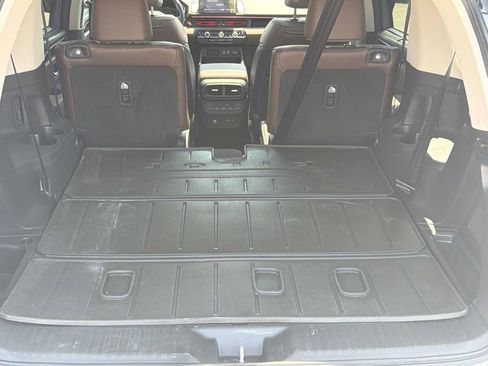 Used 2024 Honda Pilot Elite image 8