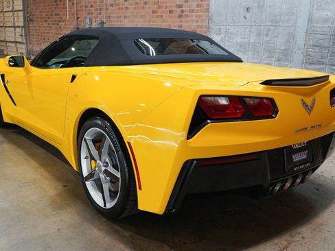Used 2014 Chevrolet Corvette Stingray Convertible w/ 3LT Preferred Equipment Group RWD image 19