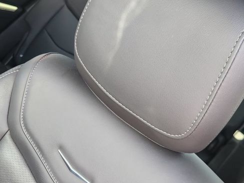 Used 2023 Cadillac XT6 Premium Luxury w/ Technology Package FWD image 24