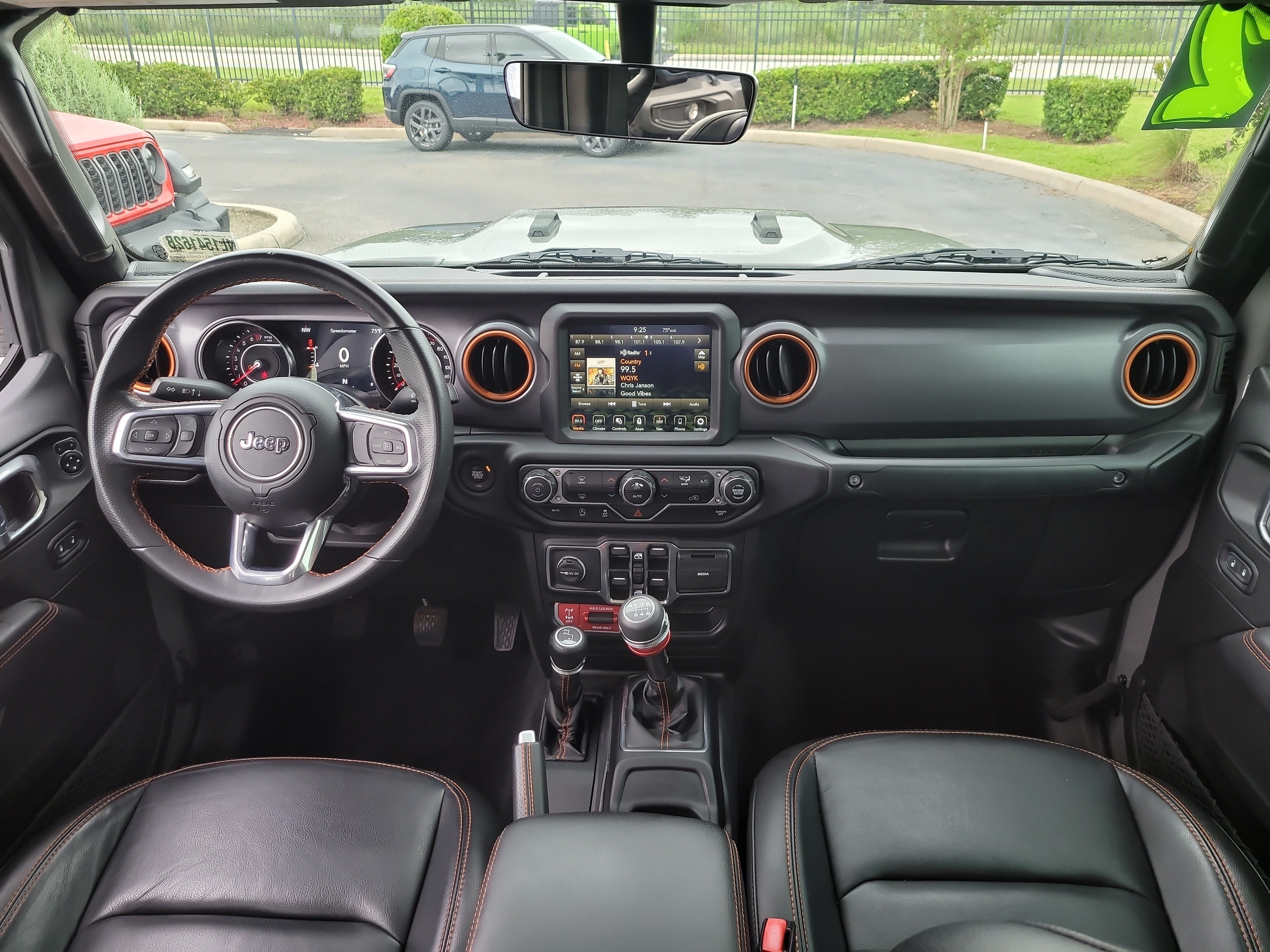Used 2022 Jeep Gladiator Mojave AWD/4WD image 15
