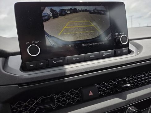 Used 2023 Honda Accord LX image 10