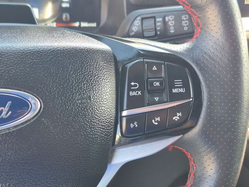 Used 2025 Ford Explorer ST-Line w/ ST-Line Street Pack AWD/4WD image 20