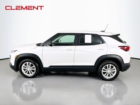 Used 2021 Chevrolet TrailBlazer LS FWD image 4