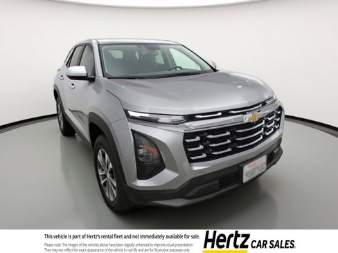 Used 2025 Chevrolet Equinox LT image 1