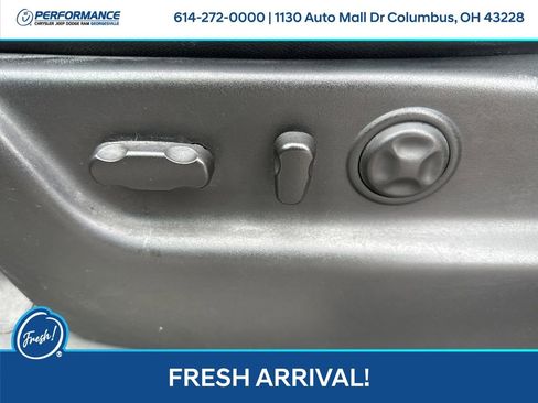 Used 2012 Chevrolet Avalanche LTZ image 14