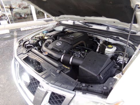 Used 2018 Nissan Frontier SV image 28