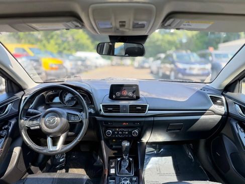 Used 2018 MAZDA MAZDA3 Grand Touring FWD image 16