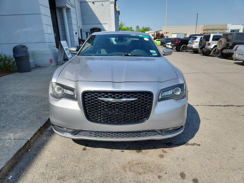 Used 2015 Chrysler 300 S w/ 300S Premium Group AWD/4WD image 8