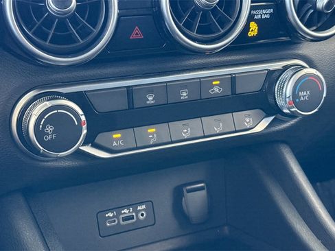 Certified 2023 Nissan Sentra SV image 20