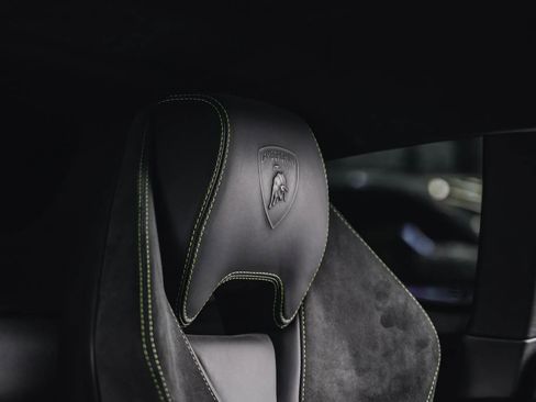 Used 2015 Lamborghini Huracan LP 610-4 image 44