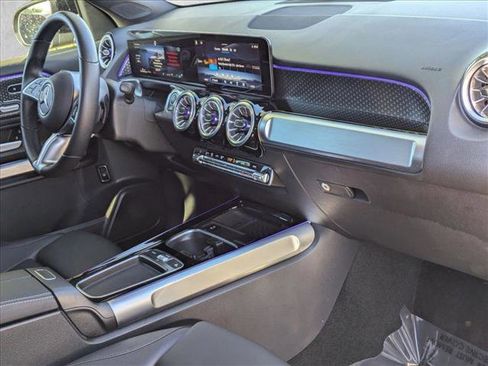 Certified 2025 Mercedes-Benz GLB 250 image 20