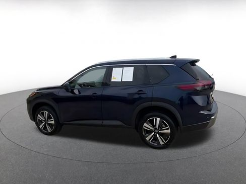 Used 2026 Nissan Rogue SL FWD image 10