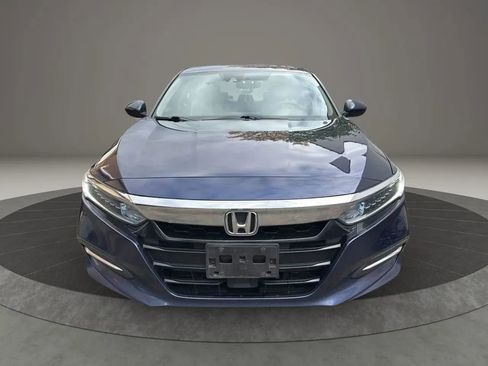 Used 2020 Honda Accord Hybrid image 2
