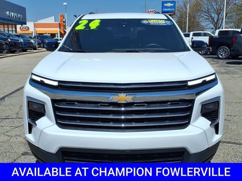 Certified 2024 Chevrolet Traverse LT w/ LPO, Floor Liner Package FWD image 2