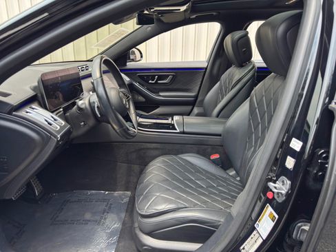 Used 2021 Mercedes-Benz S 580 4MATIC Sedan w/ AMG Line image 17