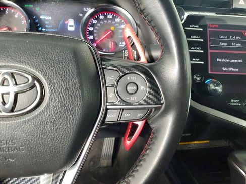 Used 2020 Toyota Camry XSE image 22