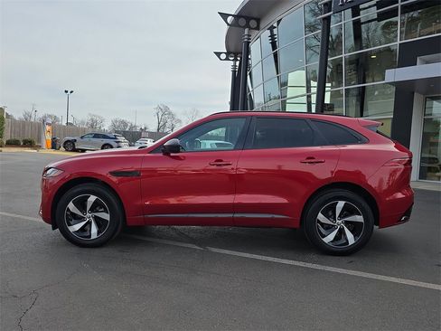 Used 2024 Jaguar F-PACE R-Dynamic S image 2