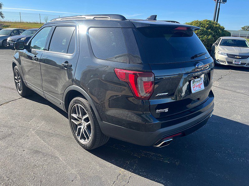 Used 2017 Ford Explorer Sport w/ Equipment Group 401A AWD/4WD image 6