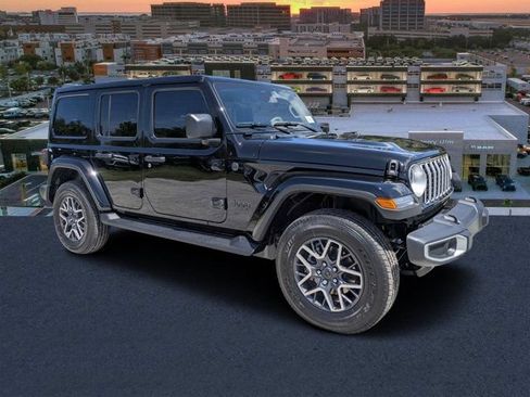 New 2026 Jeep Wrangler Unlimited Sahara AWD/4WD image 1