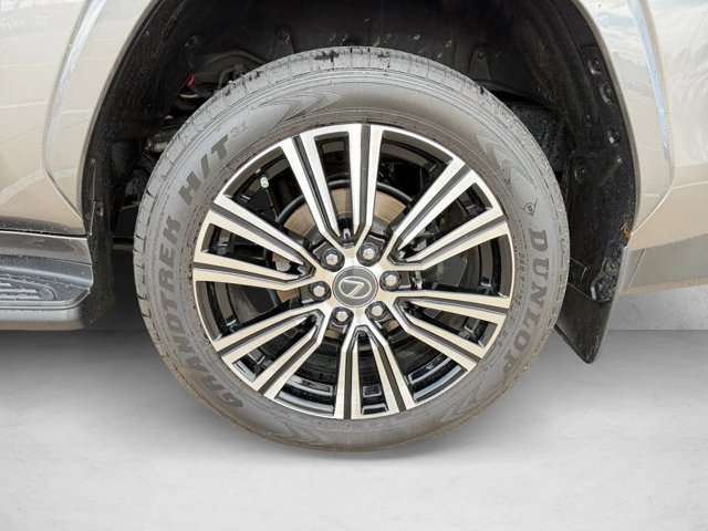 Used 2026 Lexus LX 600 4WD w/ Appearance Package image 23
