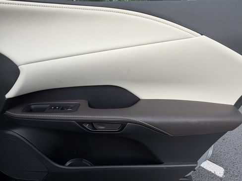 Certified 2025 Lexus RX 350 Premium Plus w/ Accessory Package (Z1) FWD image 42