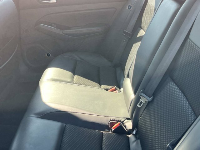 Used 2024 Nissan Altima 2.5 SR FWD image 18