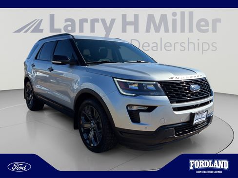 Used 2018 Ford Explorer Sport w/ Equipment Group 401A AWD/4WD image 7