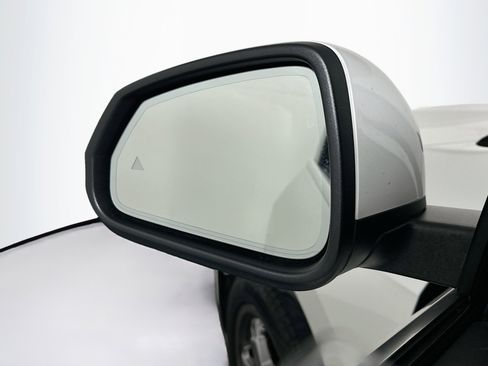 Used 2025 BMW X1 xDrive28i AWD/4WD image 16